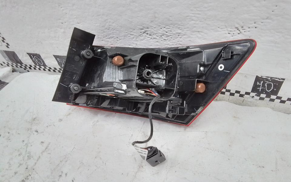 Фонарь задний левый наружный Volkswagen Taos LED