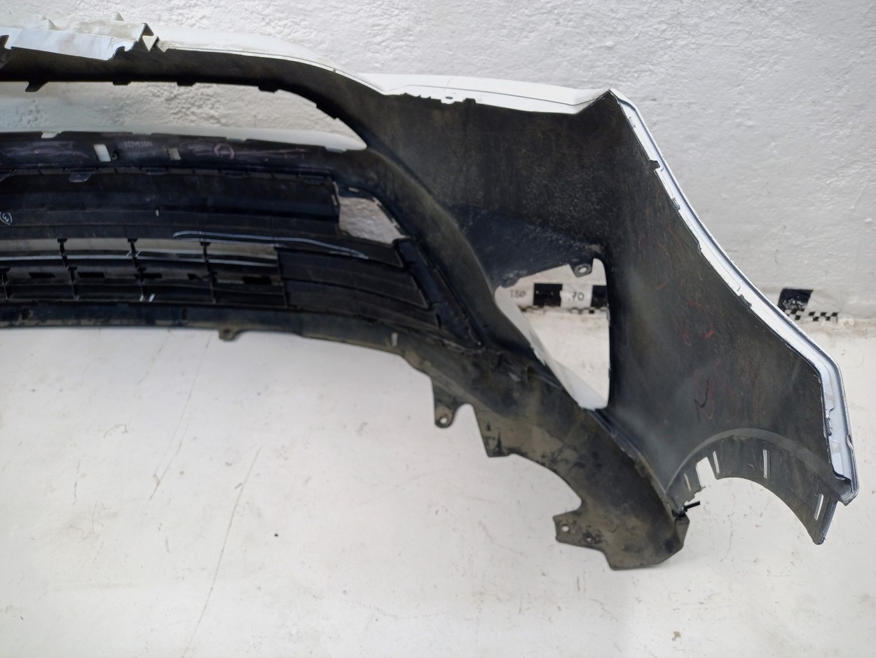 Бампер передний Toyota RAV4 CA40 Restail
