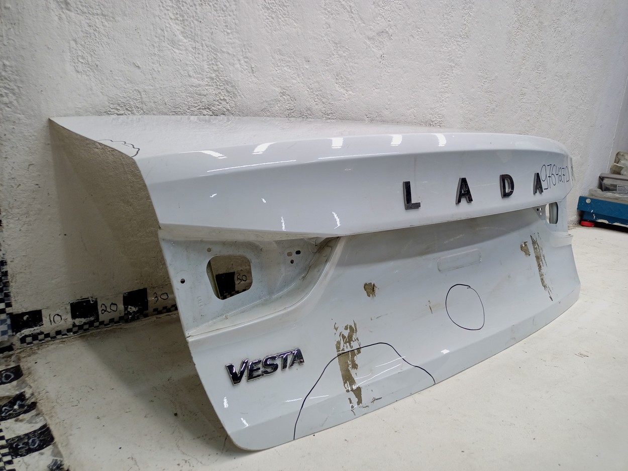 Крышка багажника Lada Vesta Restail Sedan