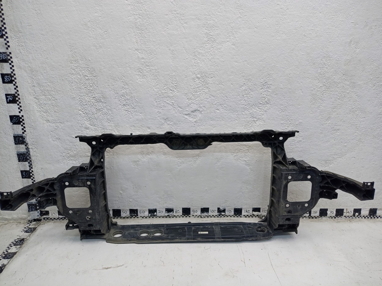 Панель передняя Kia K5 3