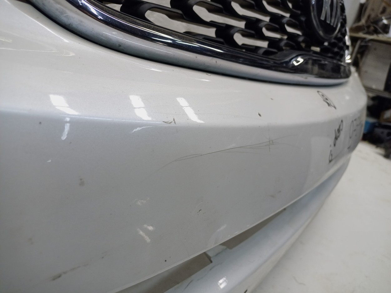 Бампер передний Kia Sorento 2 Restail