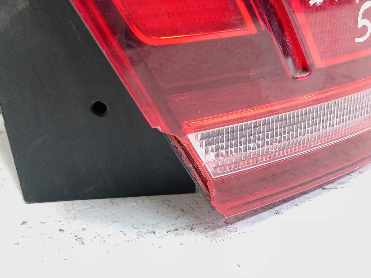 Фонарь задний правый наружный Volkswagen Tiguan 2 LED