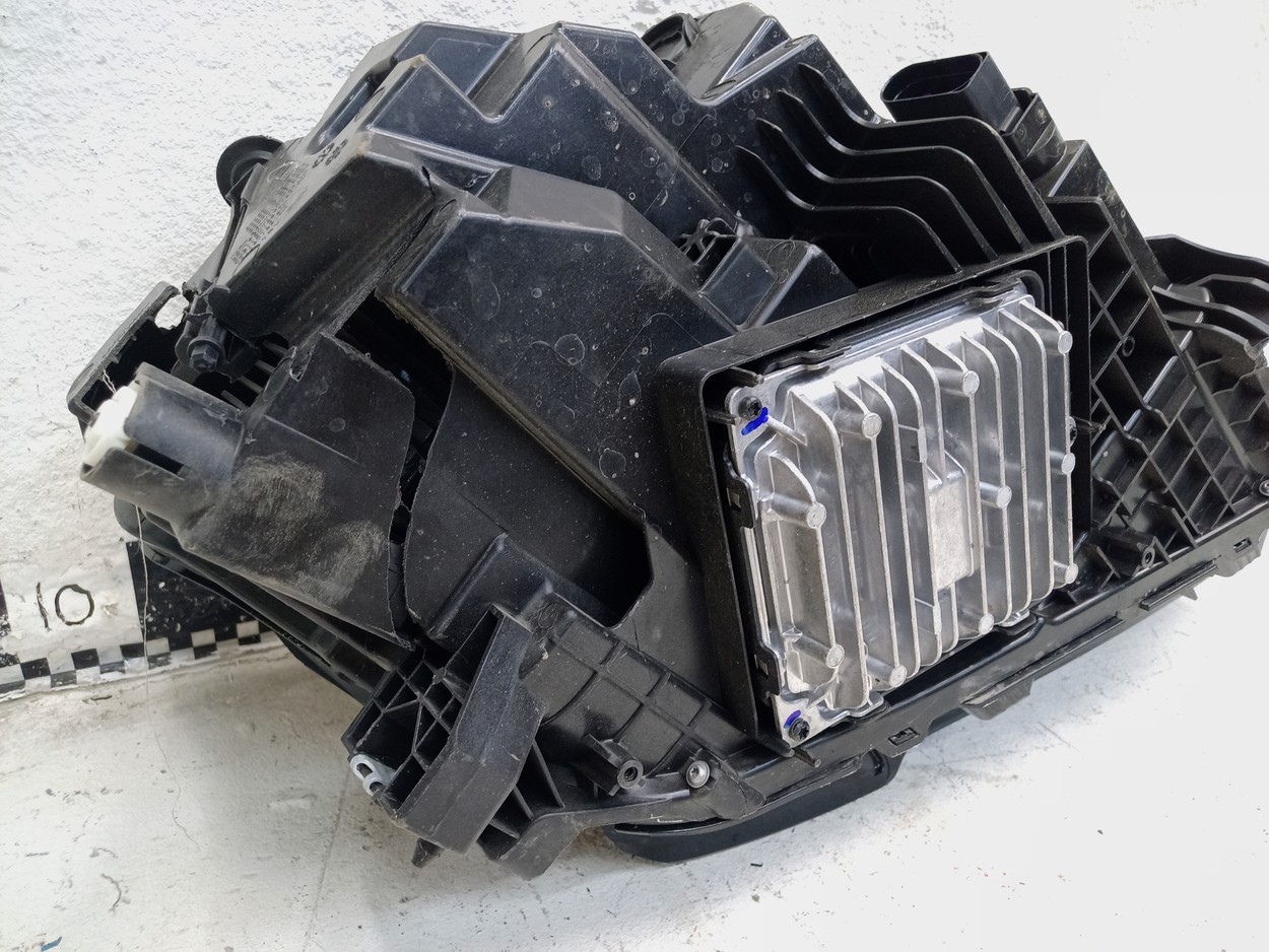 Фара передняя левая Geely Monjaro LED