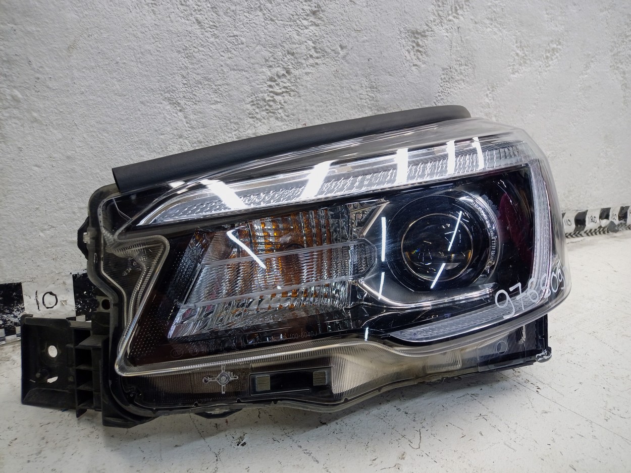 Фара передняя левая Subaru Forester 5 SK LED с ДХО