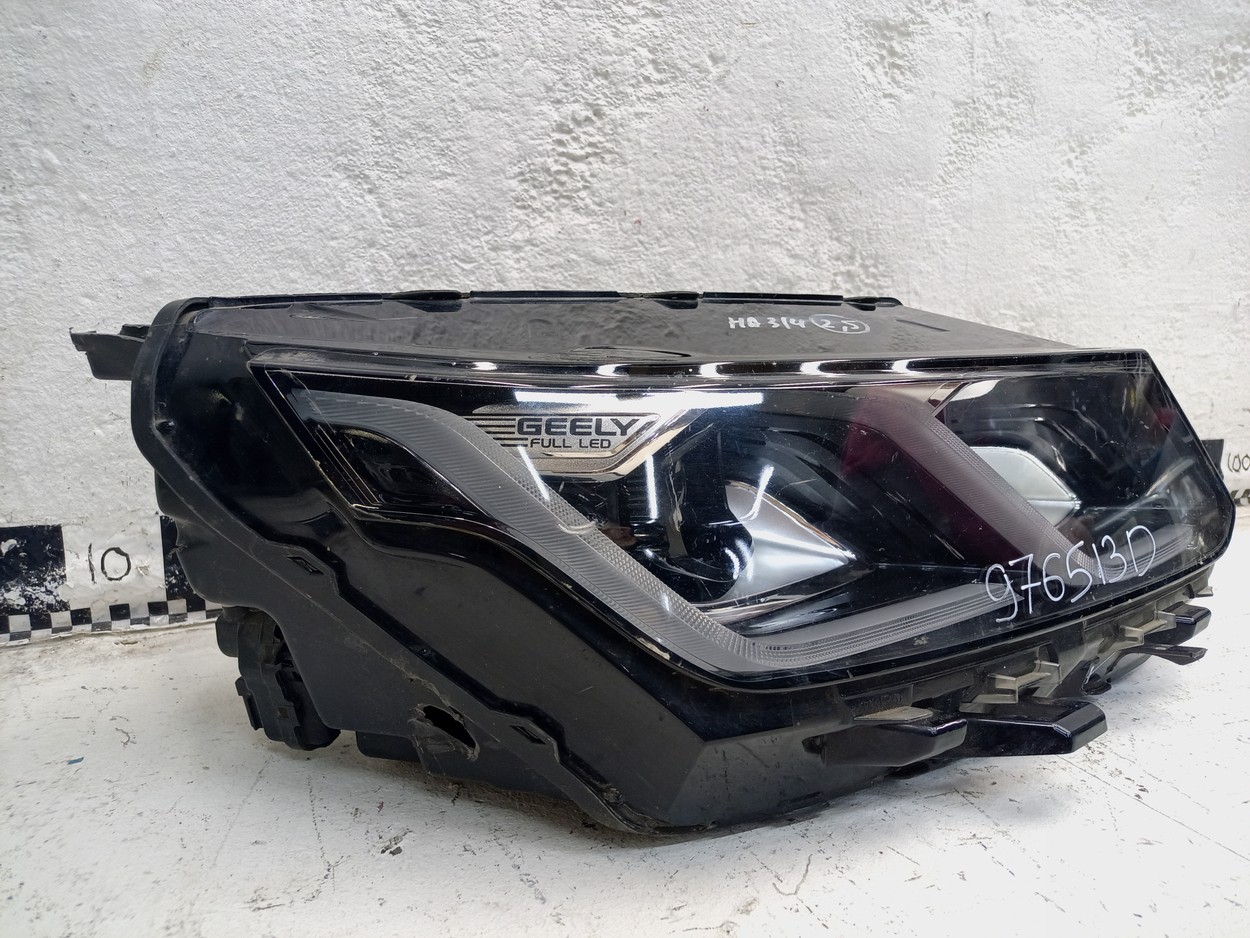 Фара передняя правая Geely Coolray LED