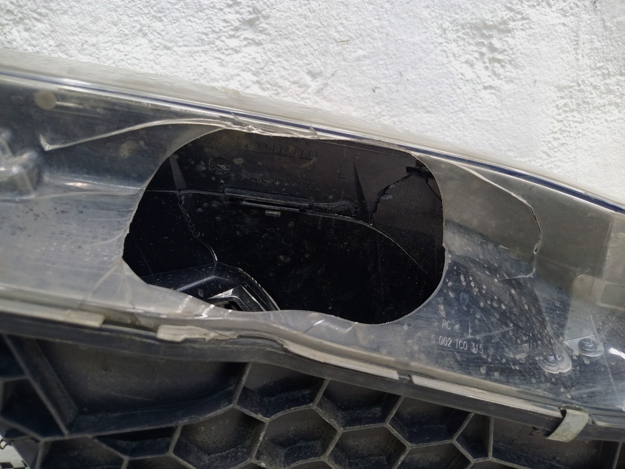Фара передняя левая BMW X3 F25 Restail биксенон