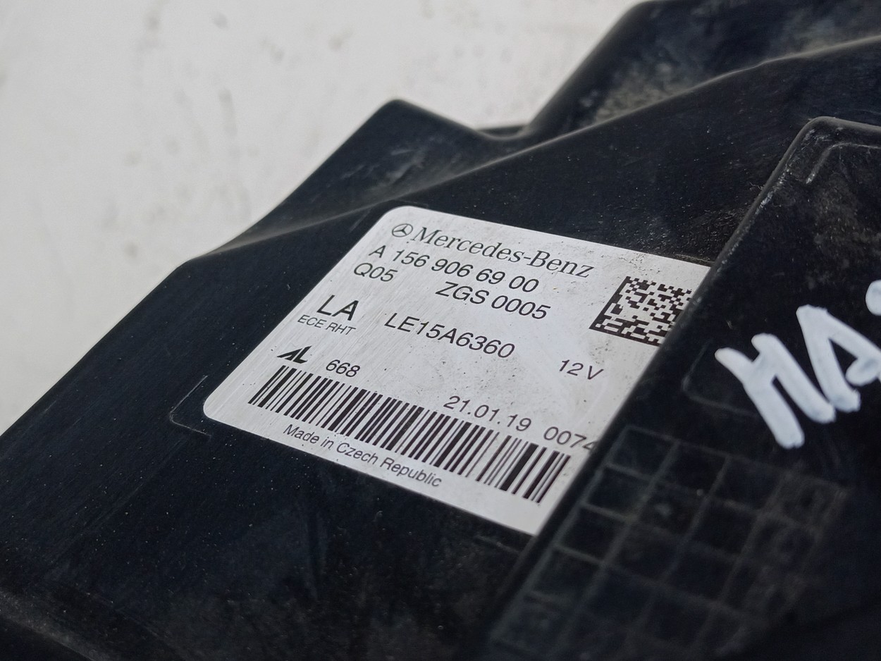 Фара передняя левая Mercedes Benz GLA-klasse X156 Restail LED
