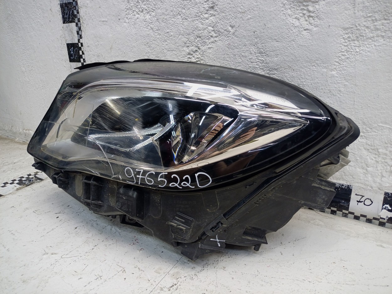 Фара передняя левая Mercedes Benz GLA-klasse X156 Restail LED