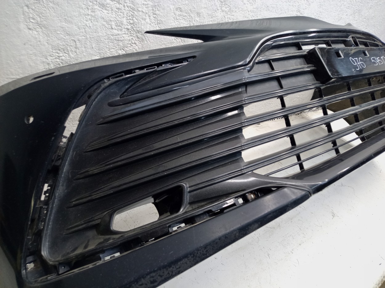 Бампер передний Toyota Camry V70 Restail