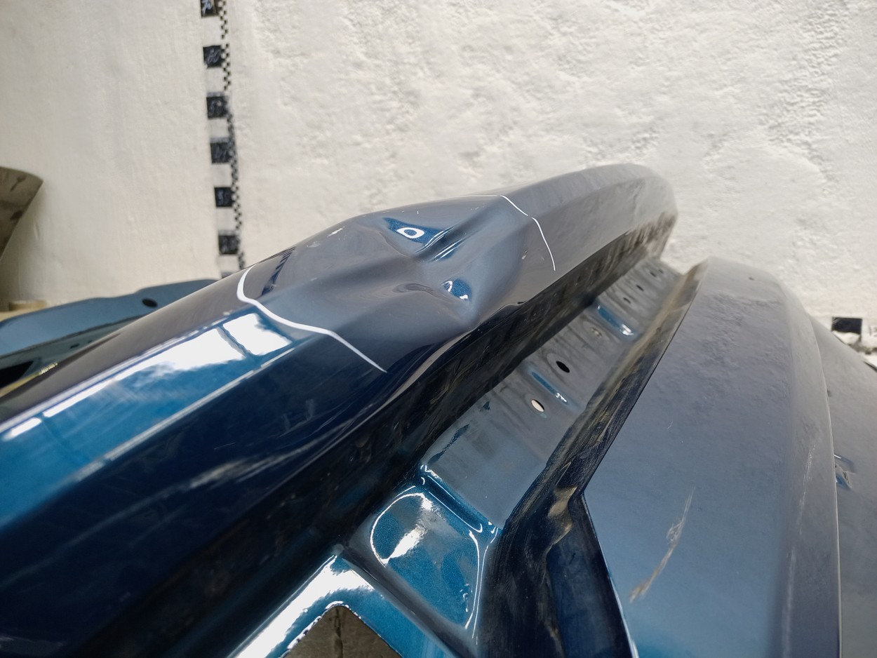 Крышка багажника Geely Monjaro
