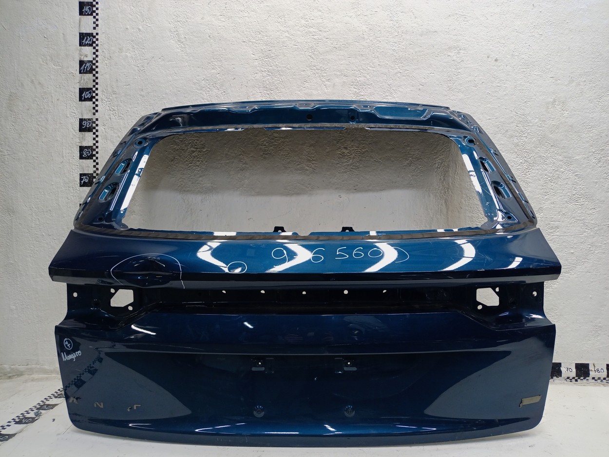 Крышка багажника Geely Monjaro