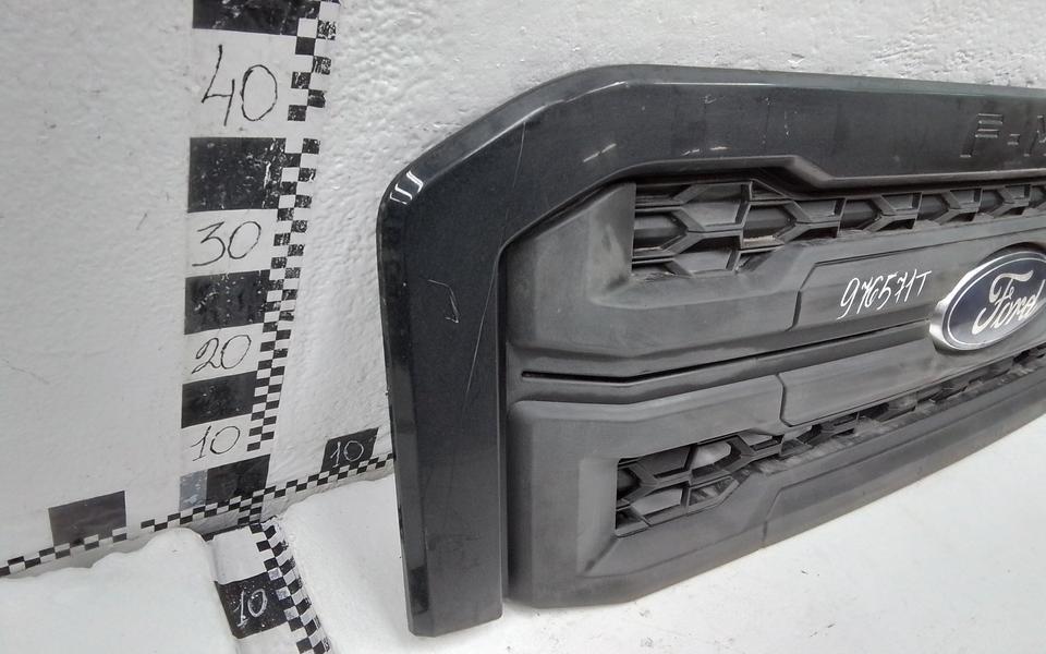 Решётка радиатора Ford F-Max
