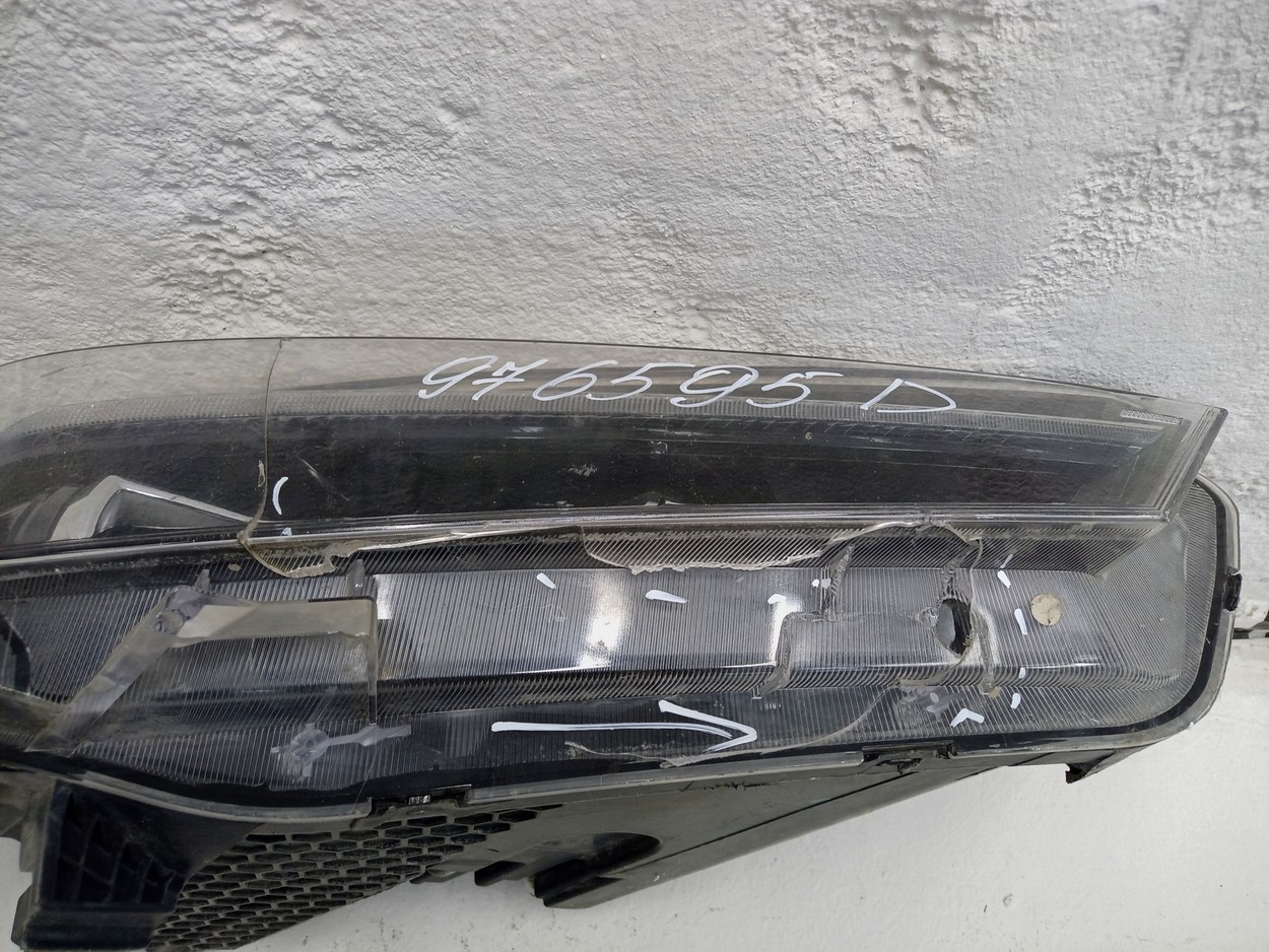 Фара передняя правая Jac J7 LED