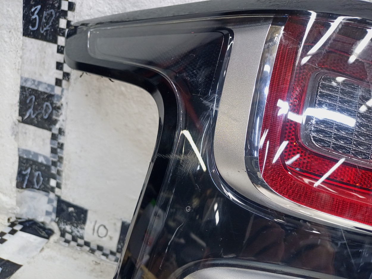 Фонарь задний левый наружный Land Rover Range Rover 4 Restail LED