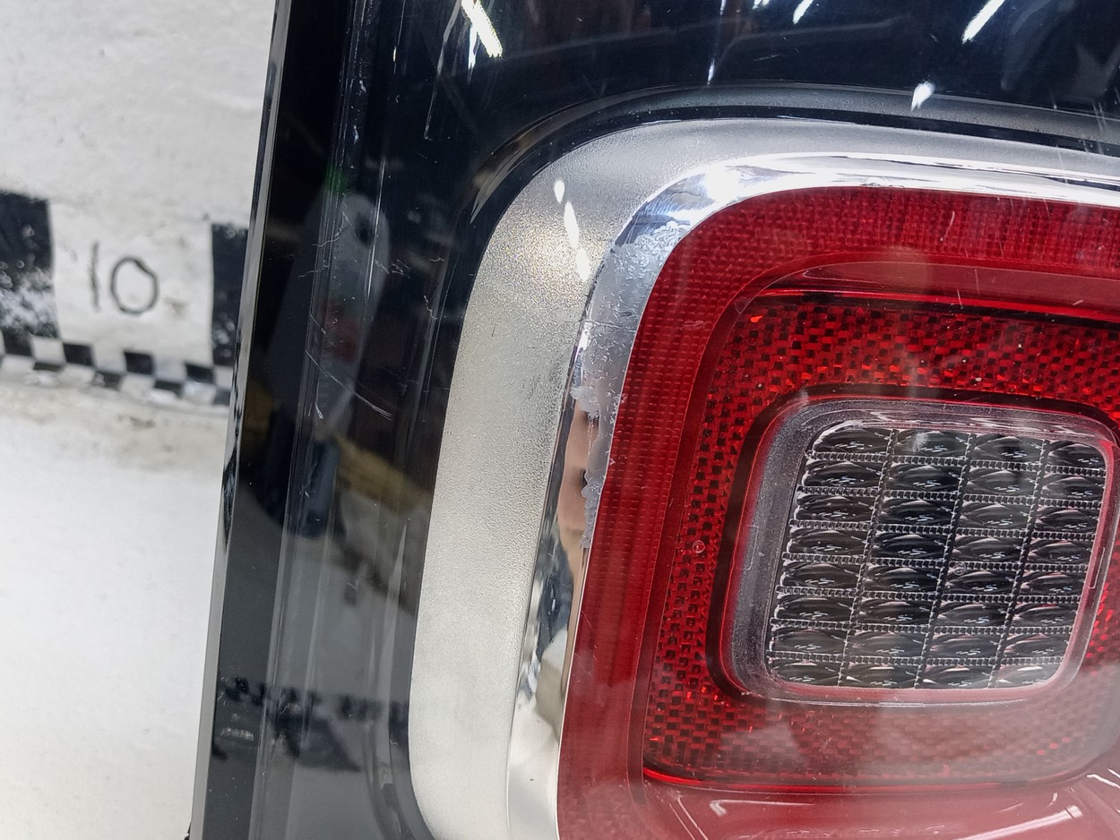 Фонарь задний левый наружный Land Rover Range Rover 4 Restail LED