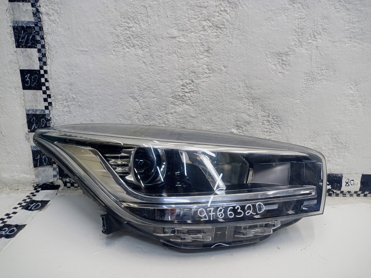 Фара передняя правая Chery Tiggo 4 Pro галоген линза