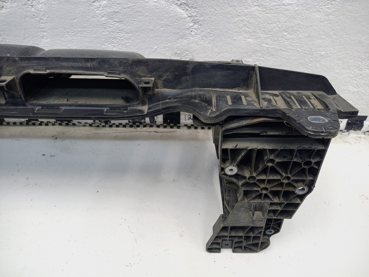 Панель передняя Mercedes Benz GLE-klasse V167