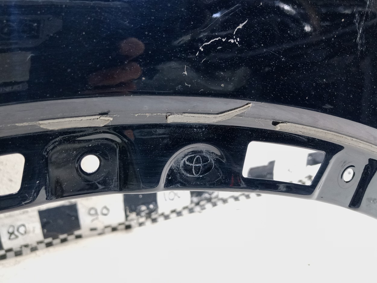 Крыло переднее левое Toyota RAV4 CA40