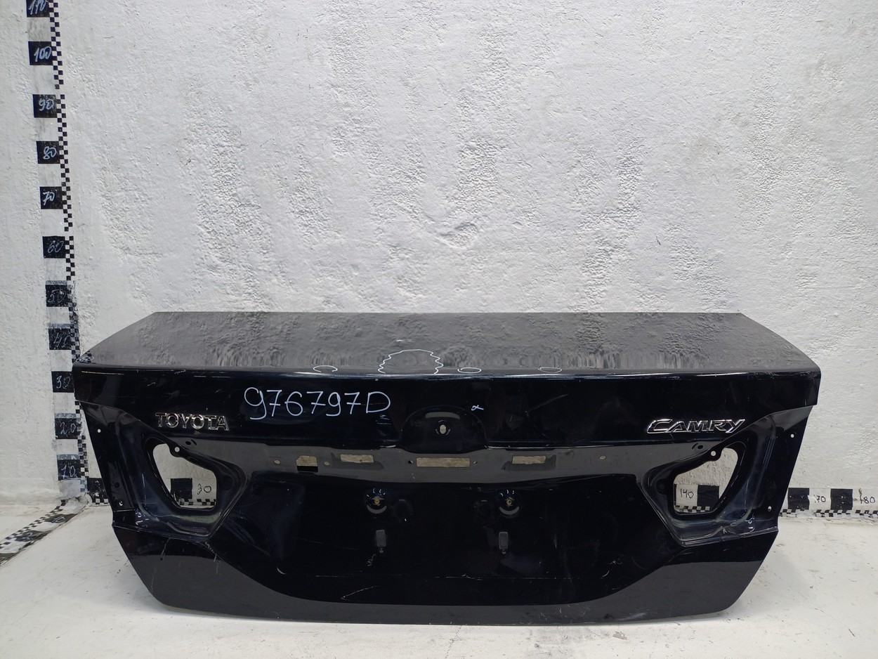 Крышка багажника Toyota Camry V50