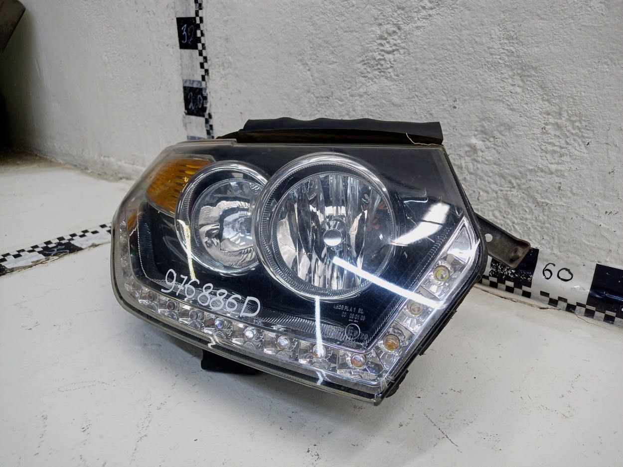 Фара передняя правая UAZ Patriot Restail 2 галоген с ДХО