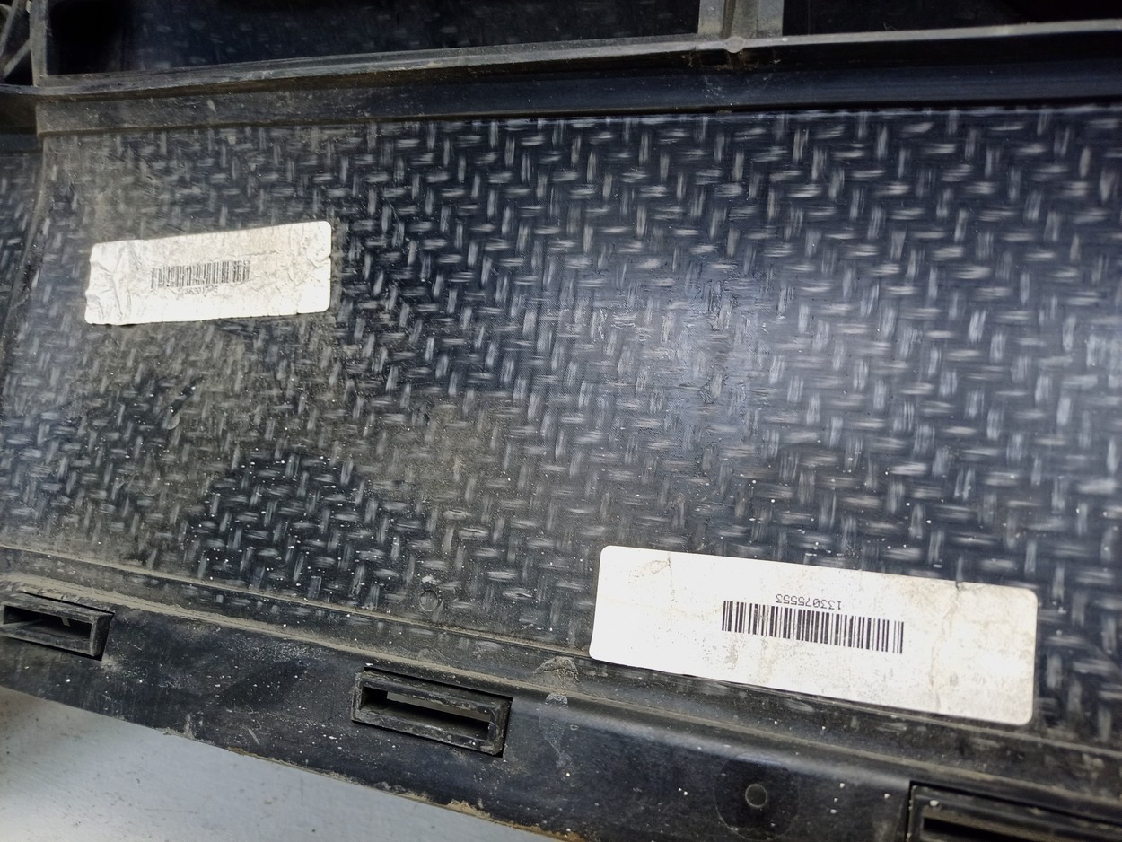 Панель передняя Mercedes Benz GLE-klasse V167