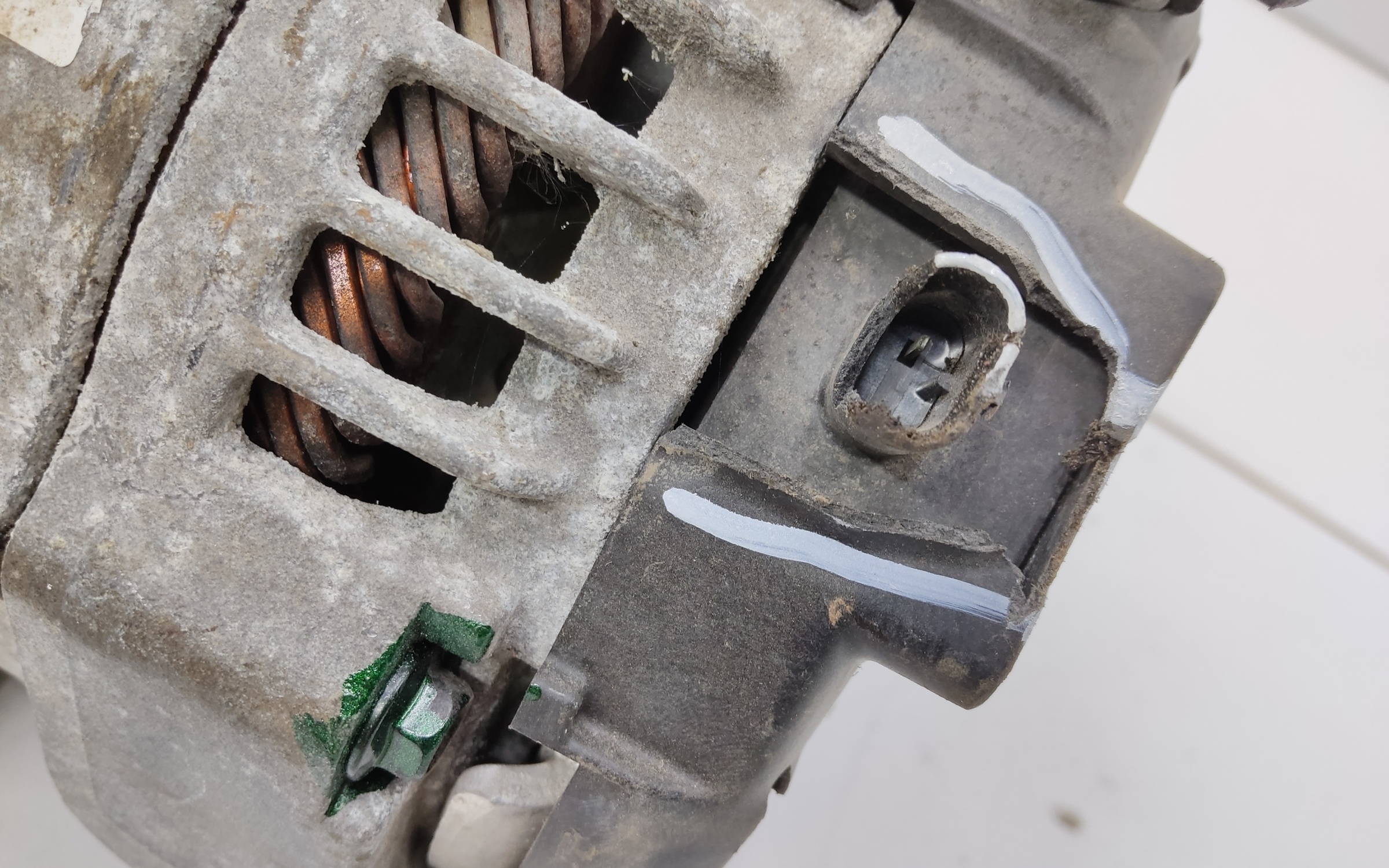 Генератор Mini Countryman 2 F60