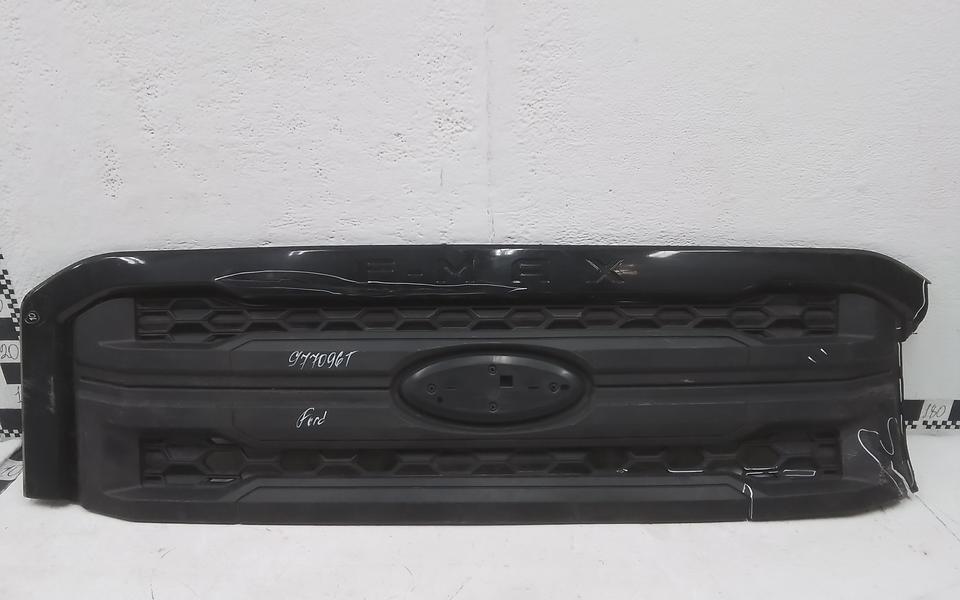 Решётка радиатора Ford F-Max
