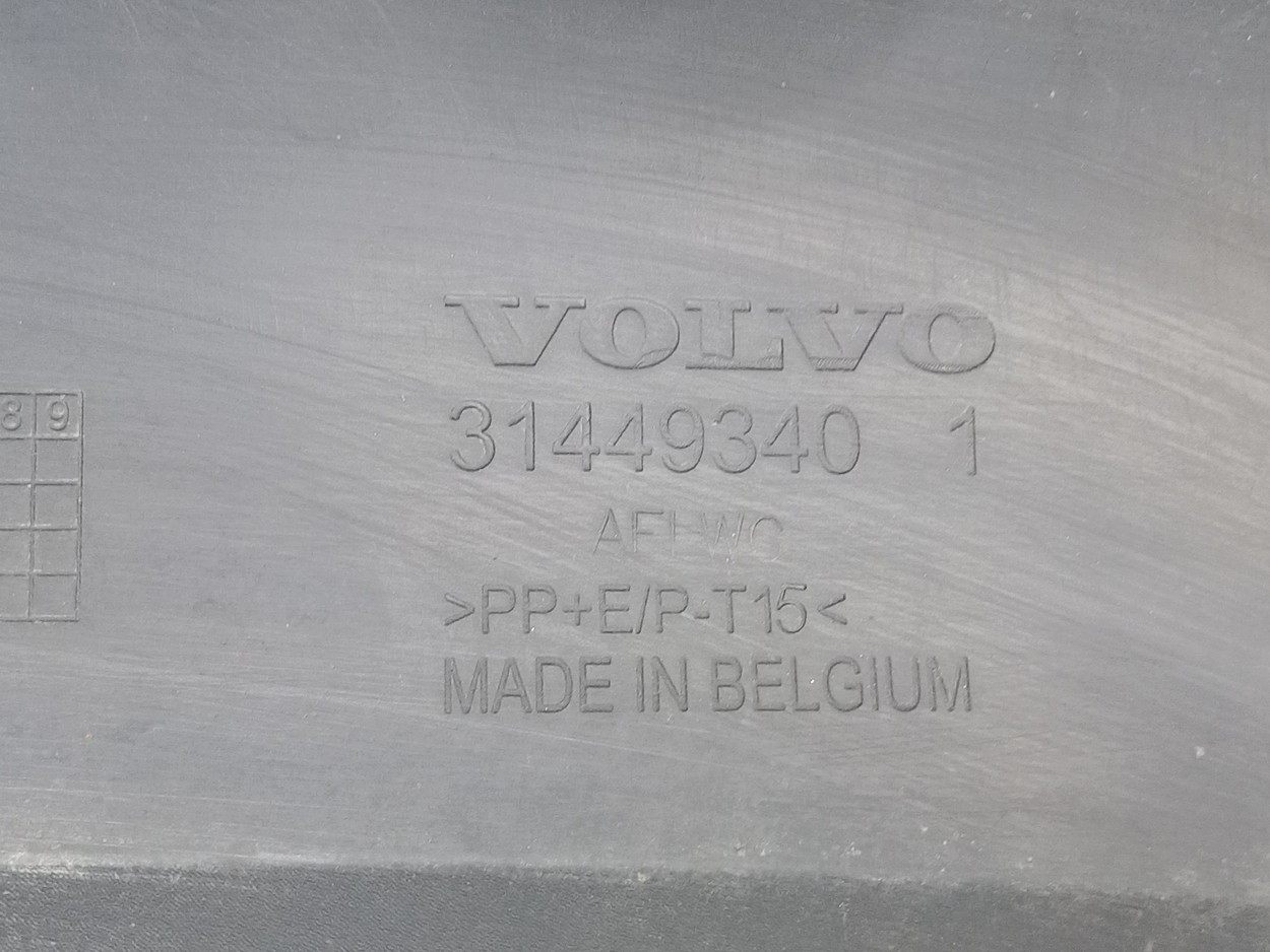 Юбка переднего бампера Volvo XC40