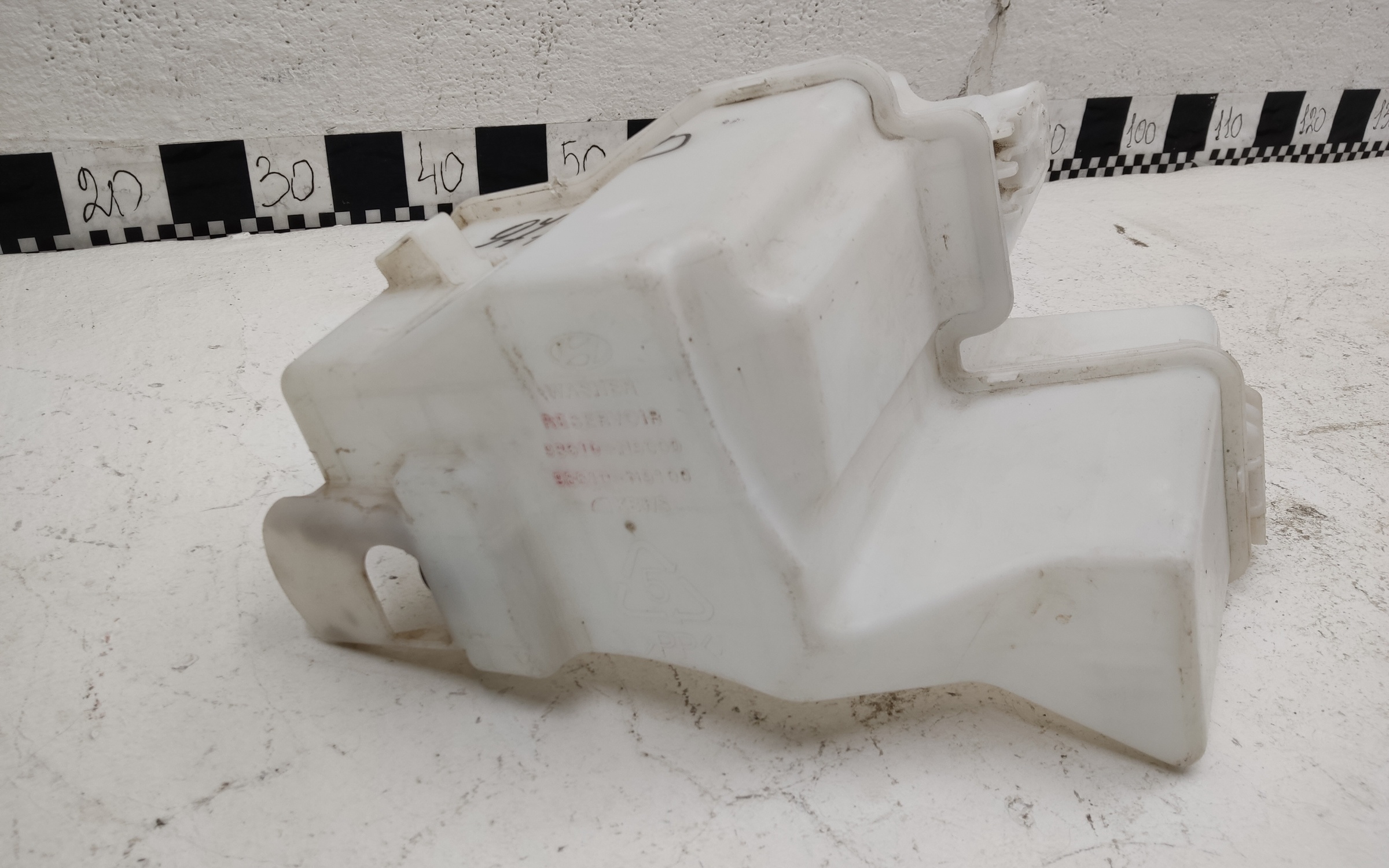 Бачок омывателя Hyundai Tucson 4