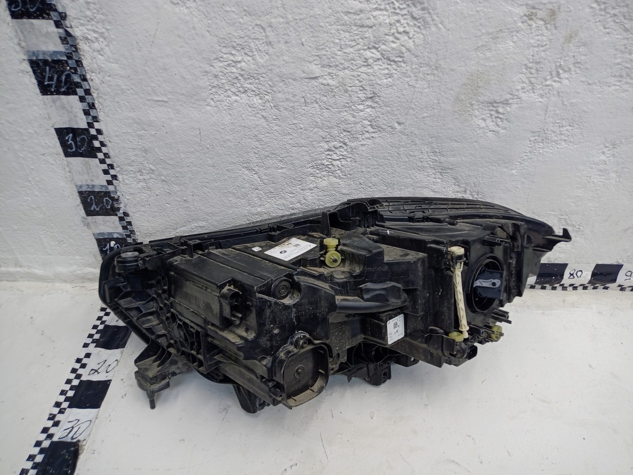 Фара передняя правая BMW X5 G05 Restail LED черная