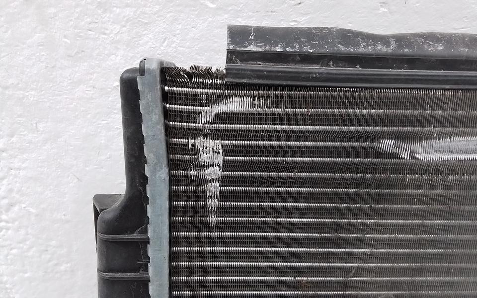 Радиатор охлаждения двигателя Volkswagen Passat B8