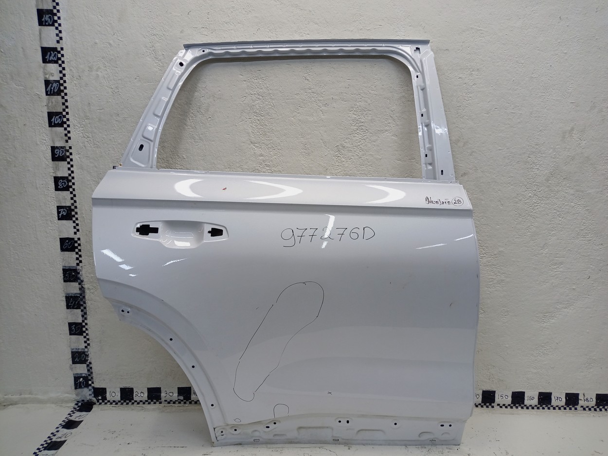 Дверь задняя правая Geely Monjaro