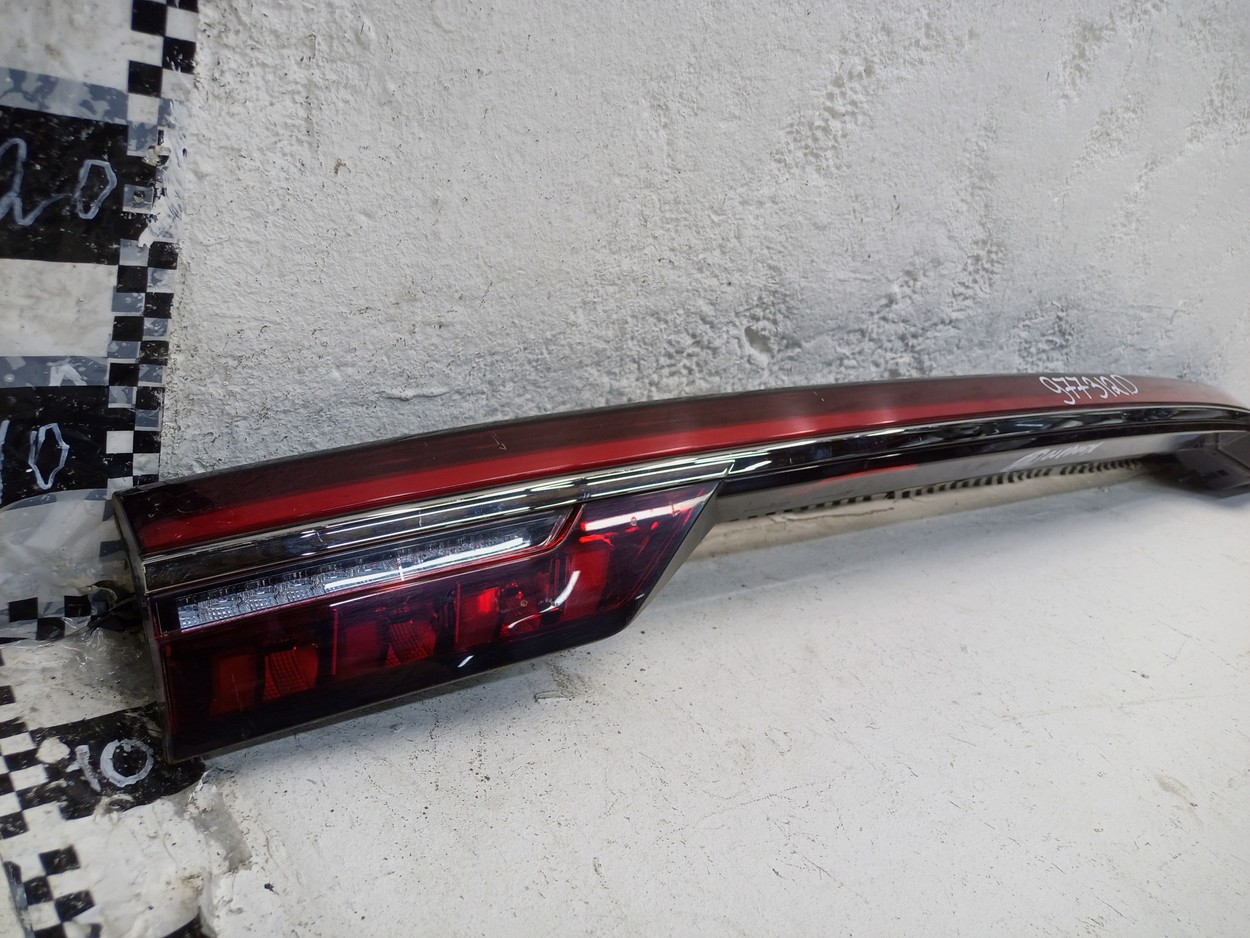 Фонарь крышки багажника Geely Monjaro LED
