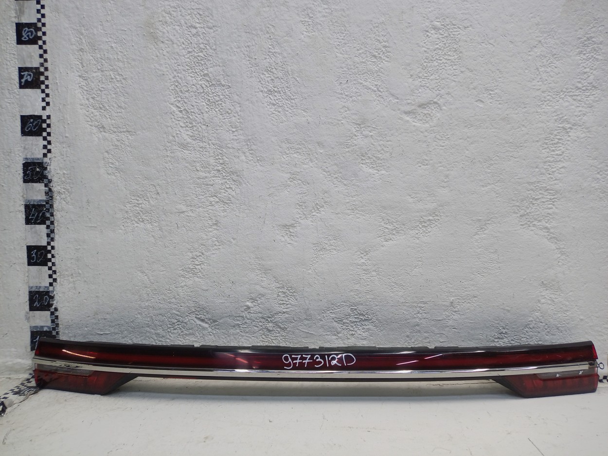 Фонарь крышки багажника Geely Monjaro LED