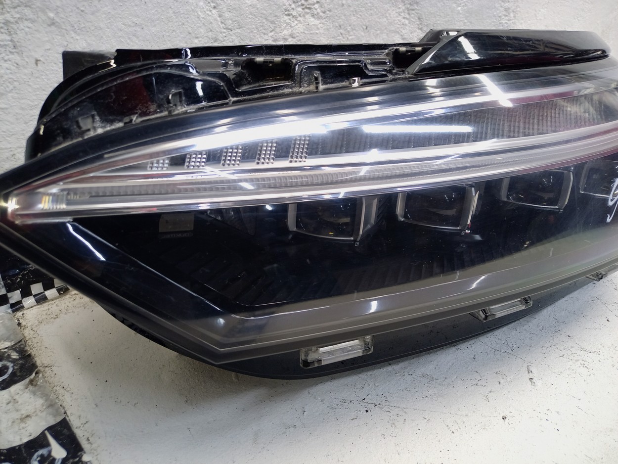 Фара передняя левая Exeed VX LED