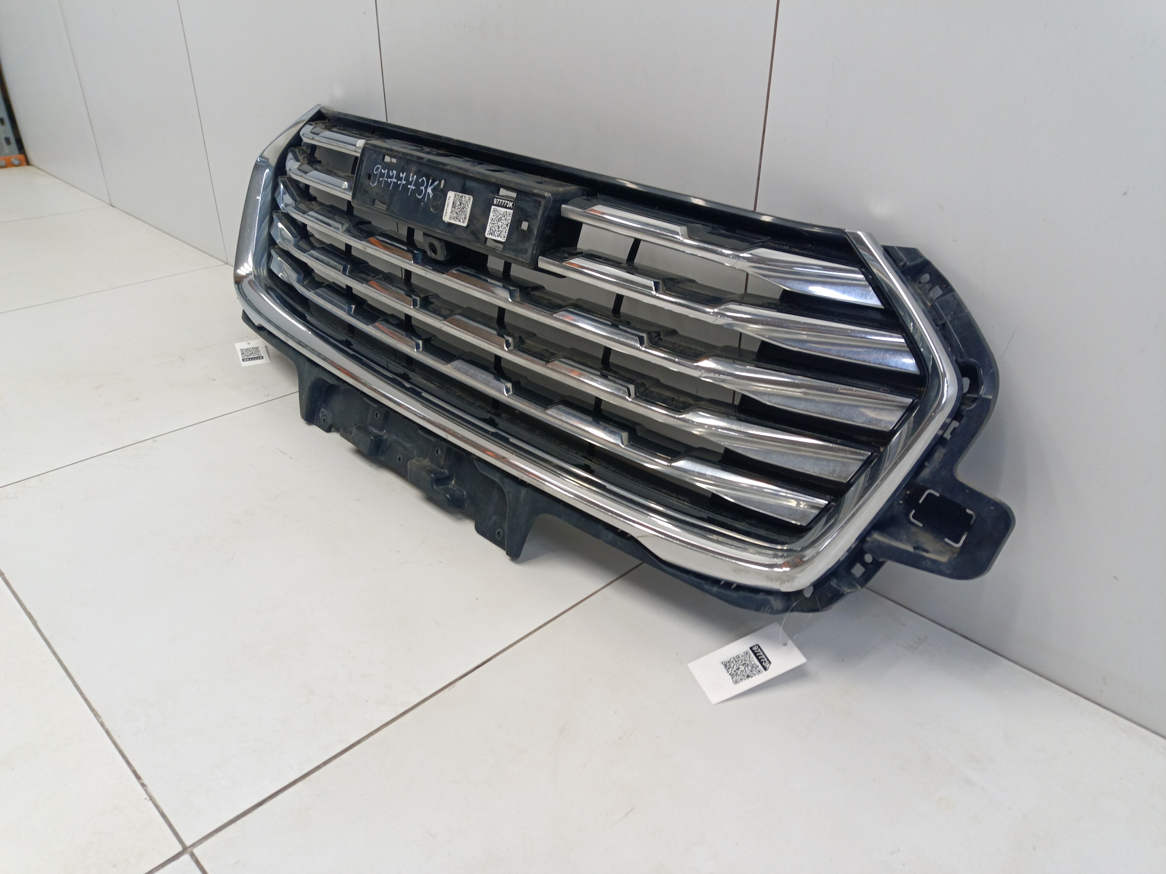 Решётка радиатора Haval Jolion под камеру