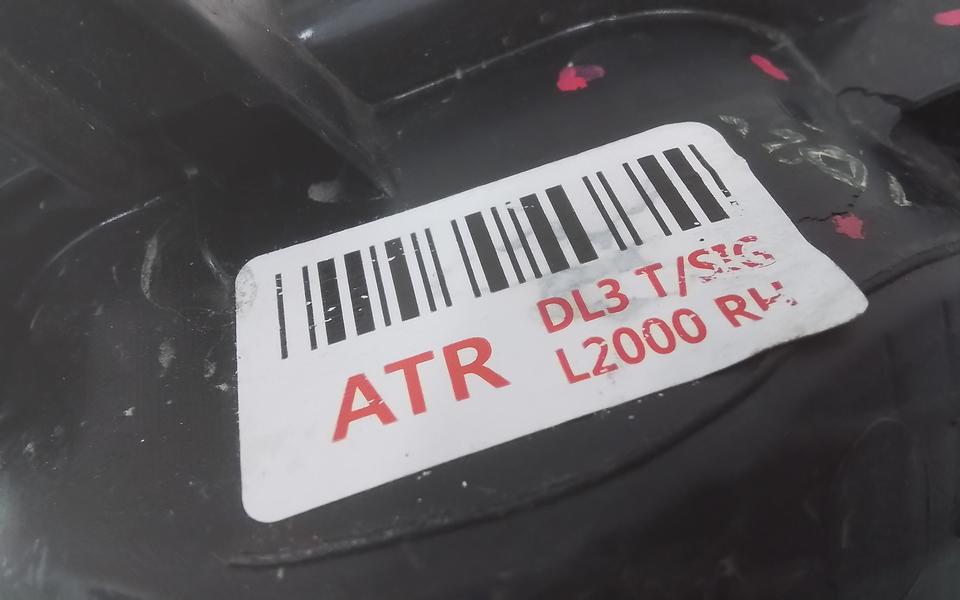 Повторитель поворота передний правый Kia K5 3