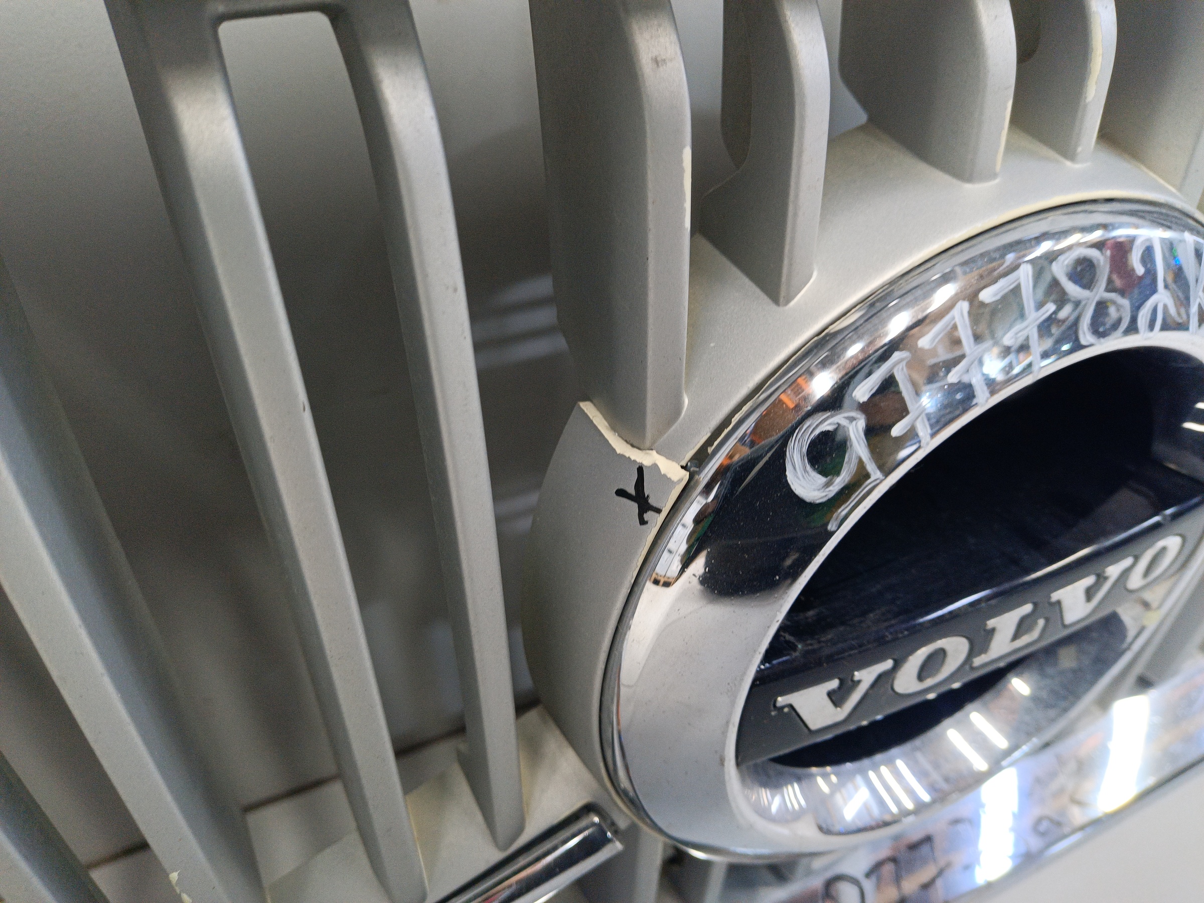 Решетка радиатора Volvo XC90 2