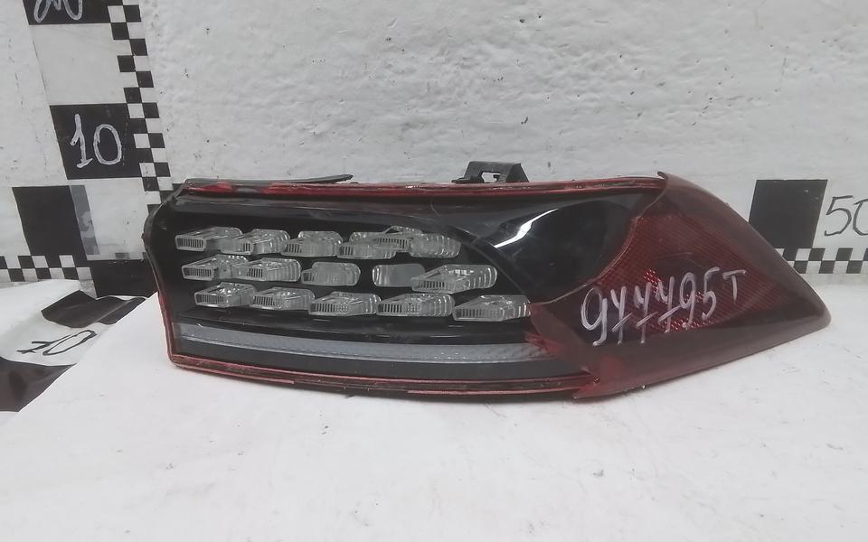 Фонарь задний правый наружный Kia Carnival 4 LED