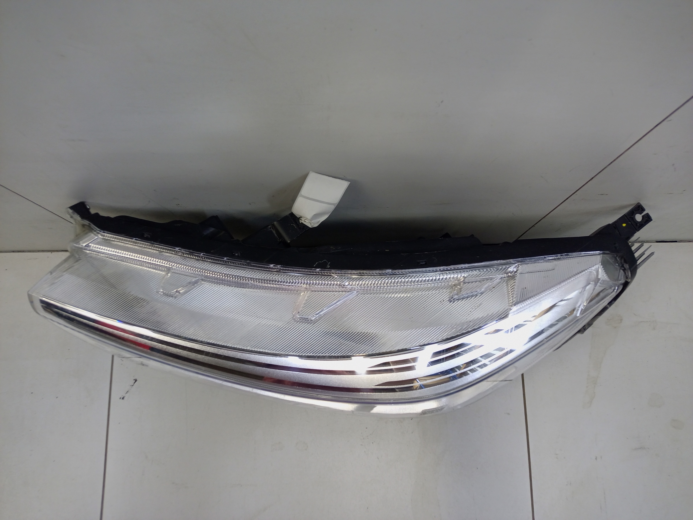 Фара передняя левая Haval M6 2 LED