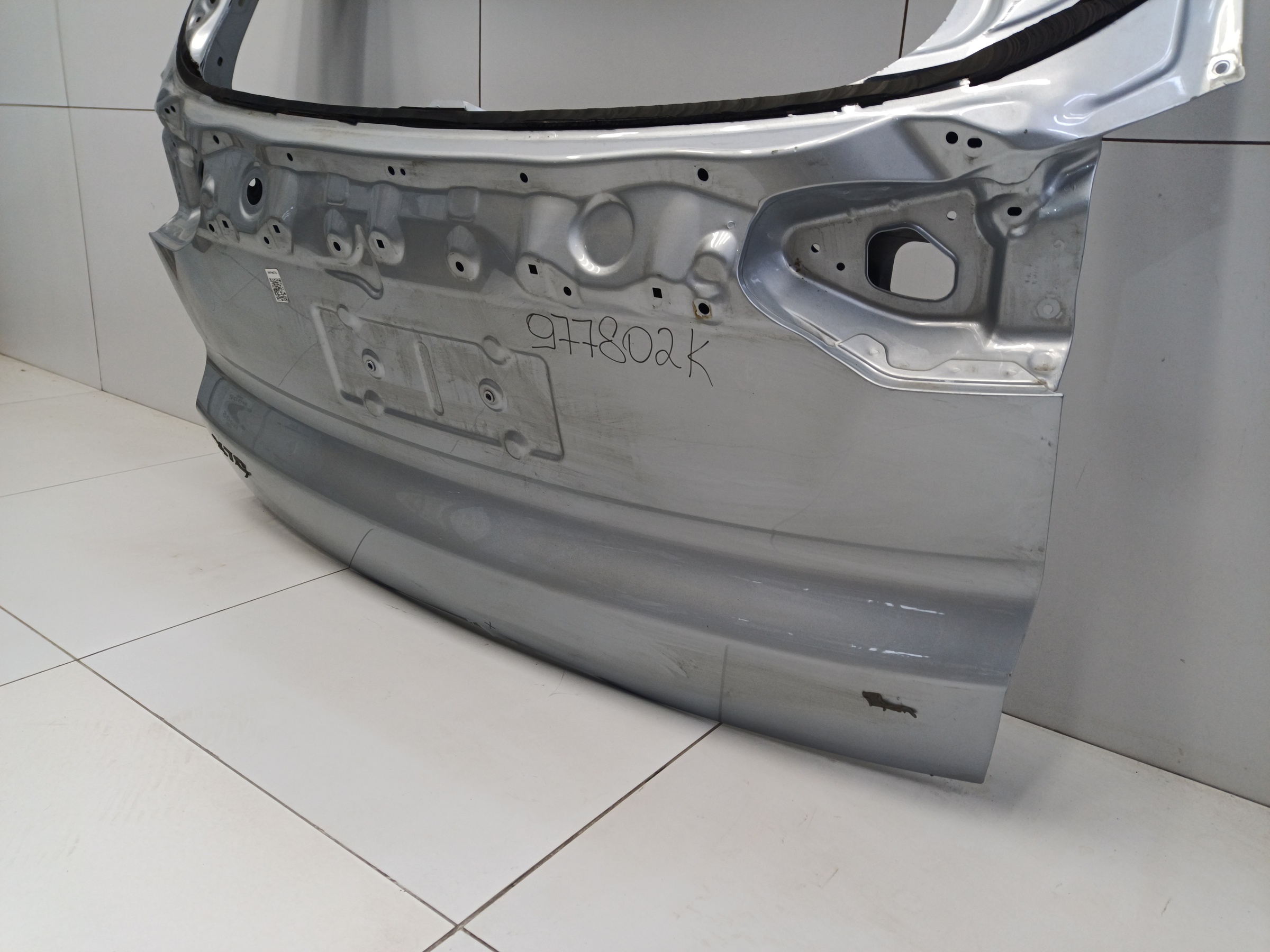 Крышка багажника Geely Atlas Pro