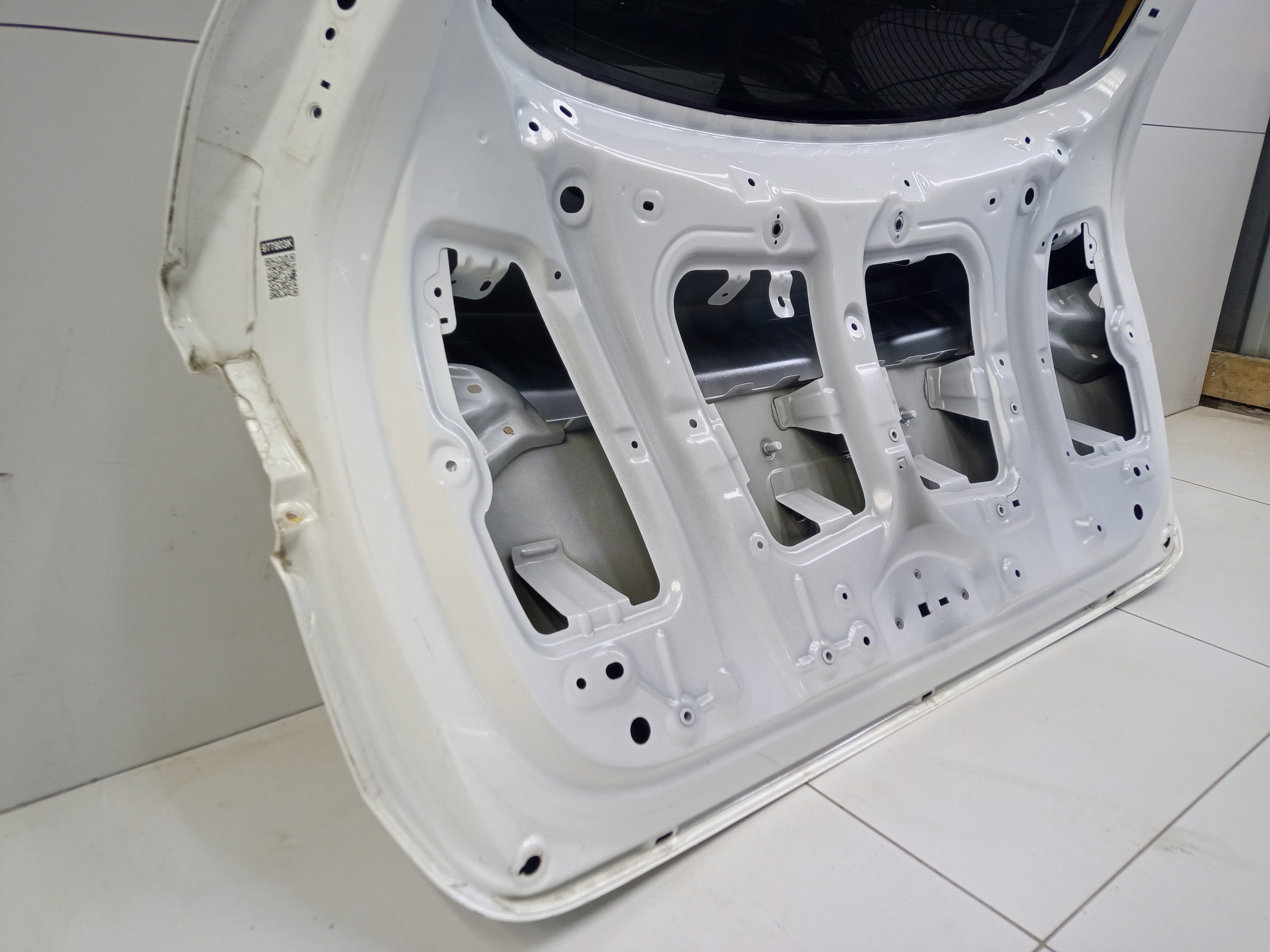 Крышка багажника Geely Tugella Restail