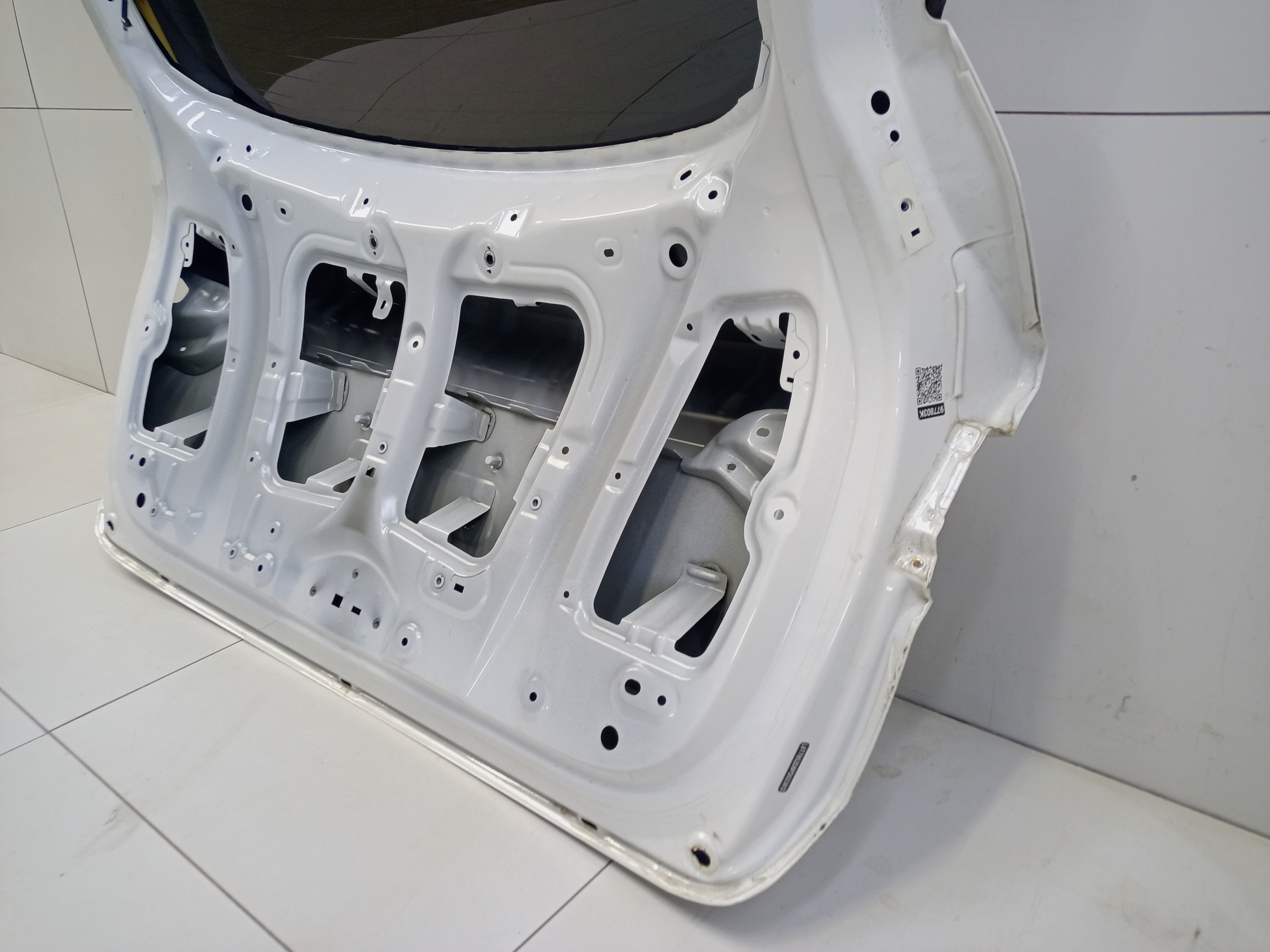 Крышка багажника Geely Tugella Restail