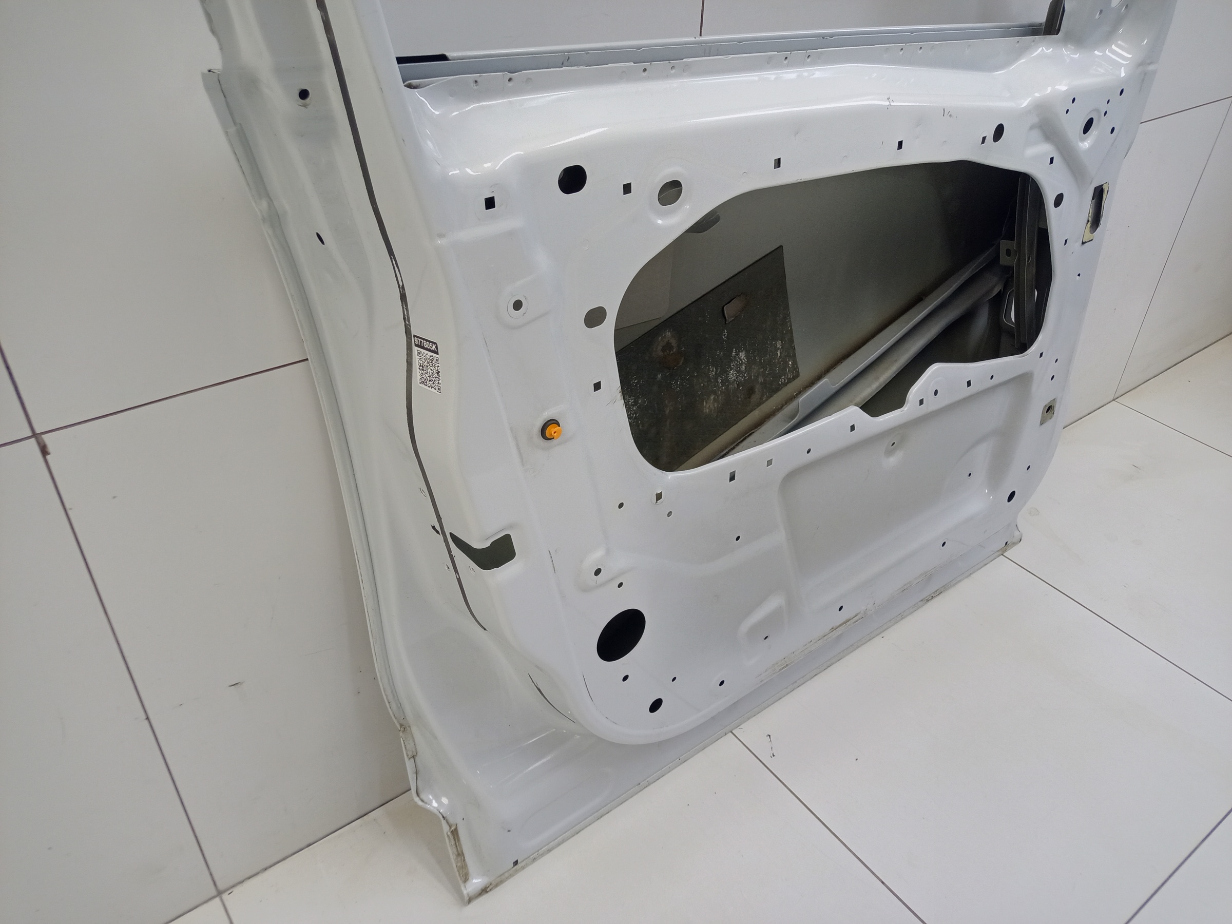 Дверь передняя левая Land Rover Discovery Sport