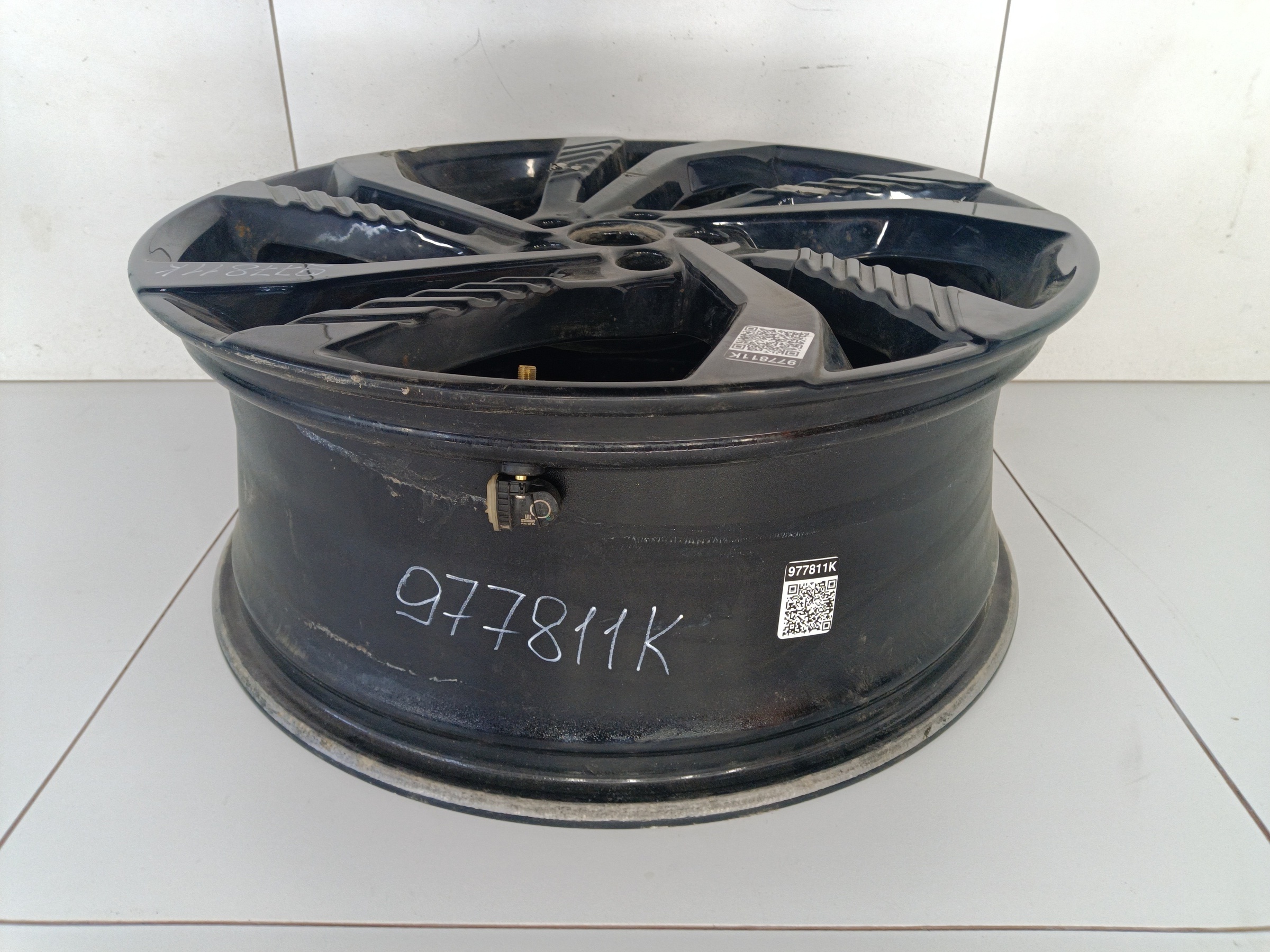 Диск колеса литой Geely Monjaro R20