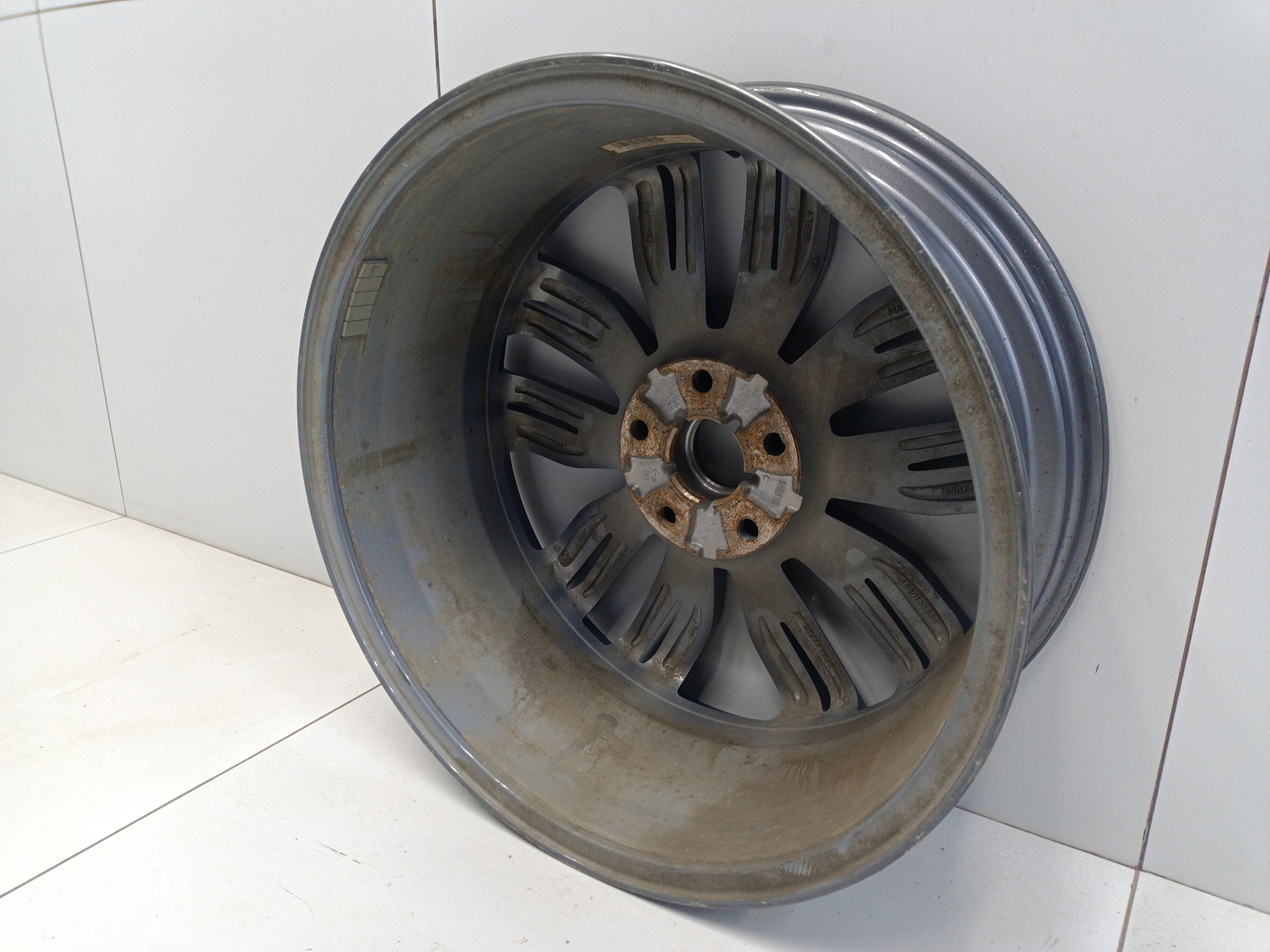 Диск колеса литой Geely Atlas Pro R18