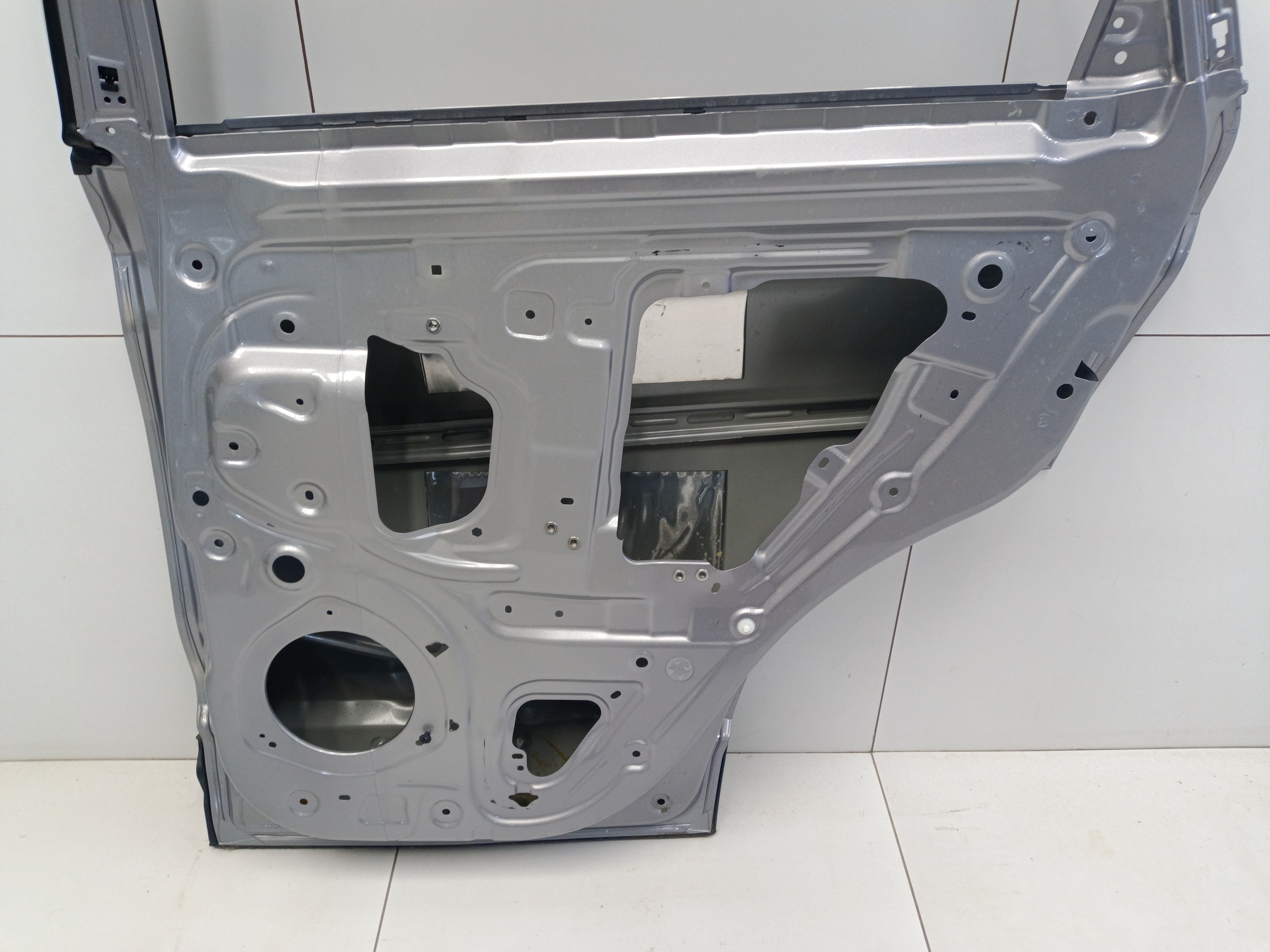 Дверь задняя правая Geely Coolray