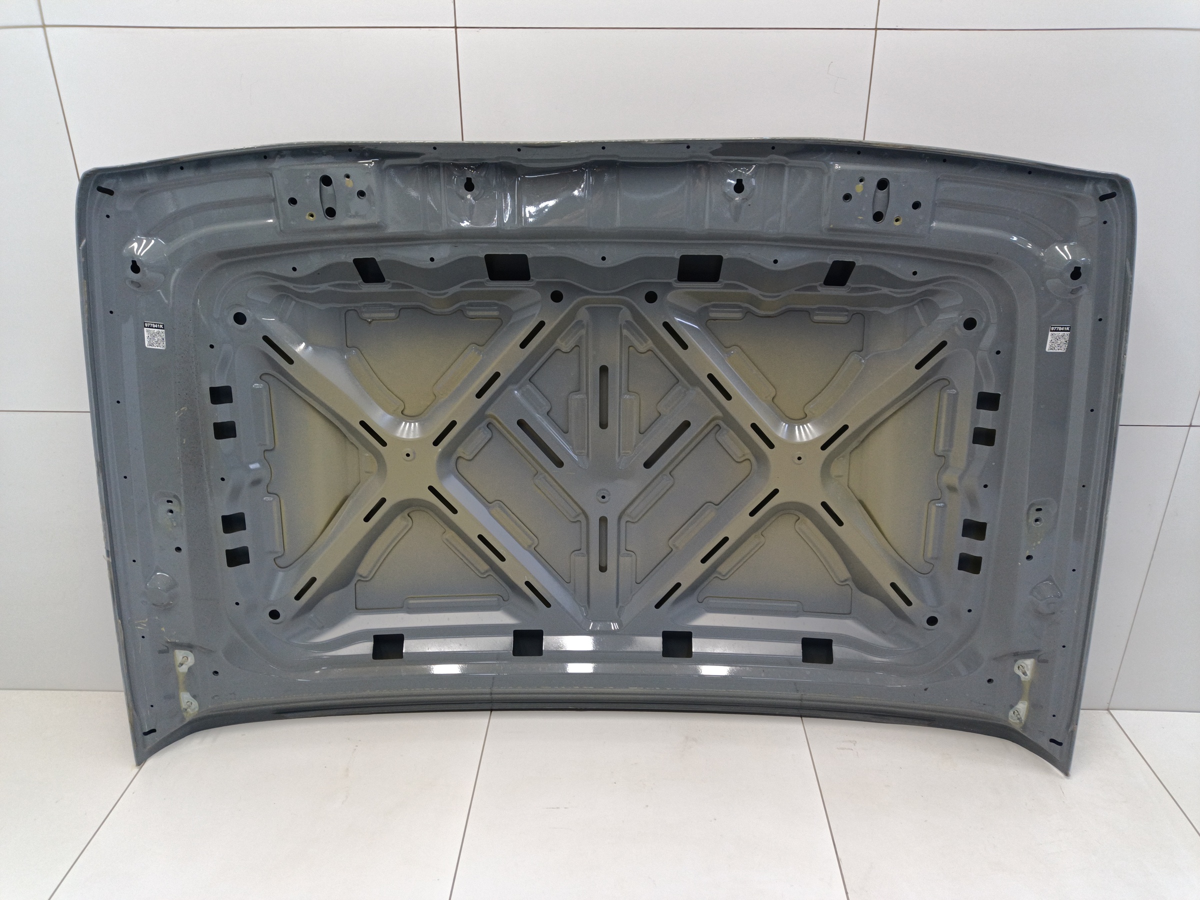 Капот Tank 300