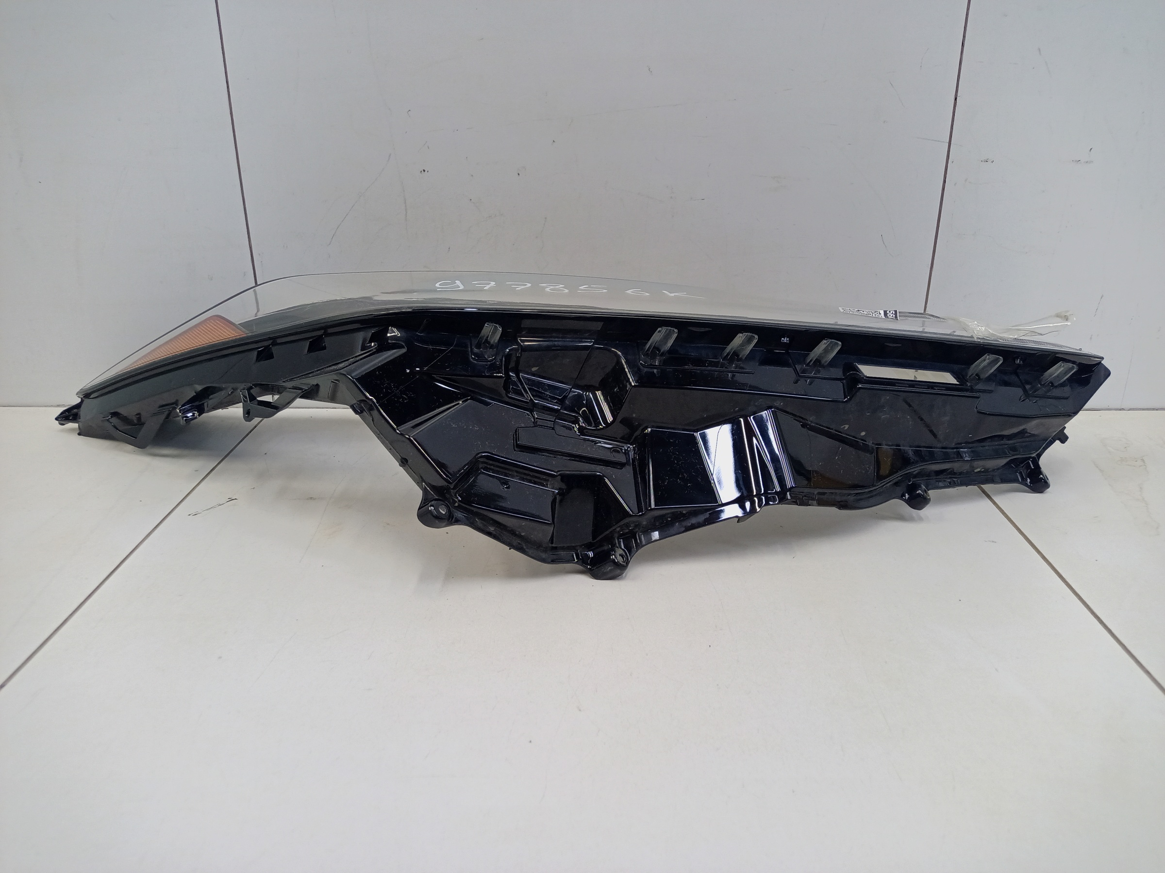 Стекло фары передней правой Lexus RX 4 Restail LED