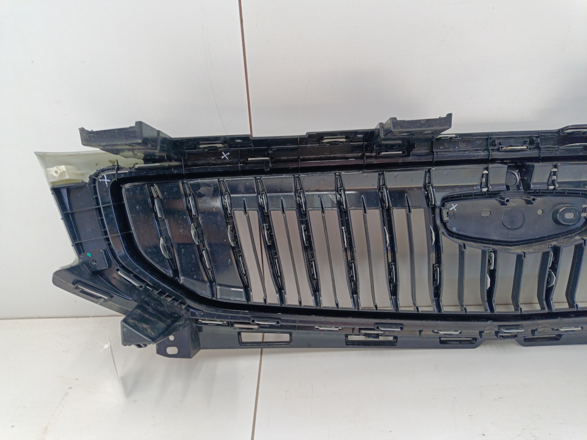 Решётка радиатора Geely Emgrand 2